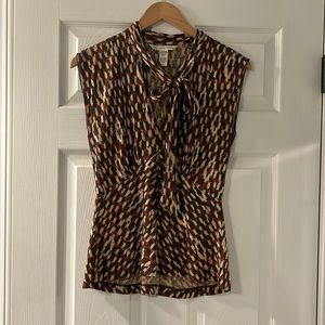 Diane con Furstenburg v-neck blouse